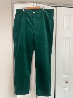 Talbots Women’s Velveteen Pants in Deep Green